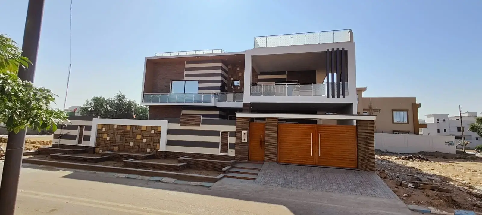Modern residence